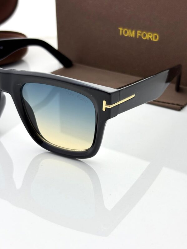 TOM FORD 259 SEA GREEN