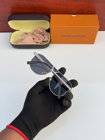 LOUIS VUITTON 22295 GOLDEN BLACK UV-400 SUNGLASSES