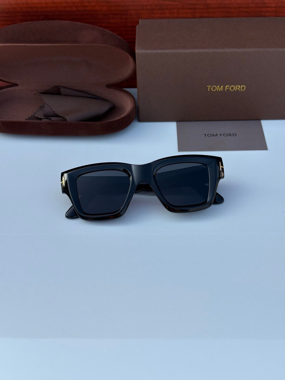 Tom Ford 4184– Shiny Black Square