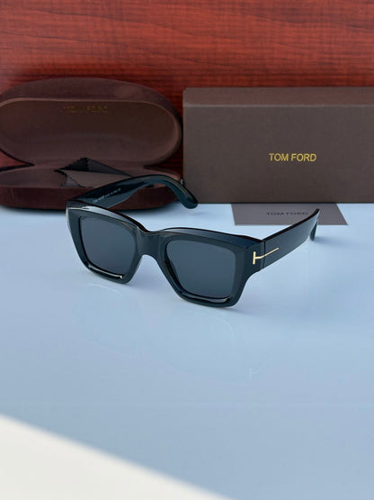 Tom Ford 4184– Shiny Black Square