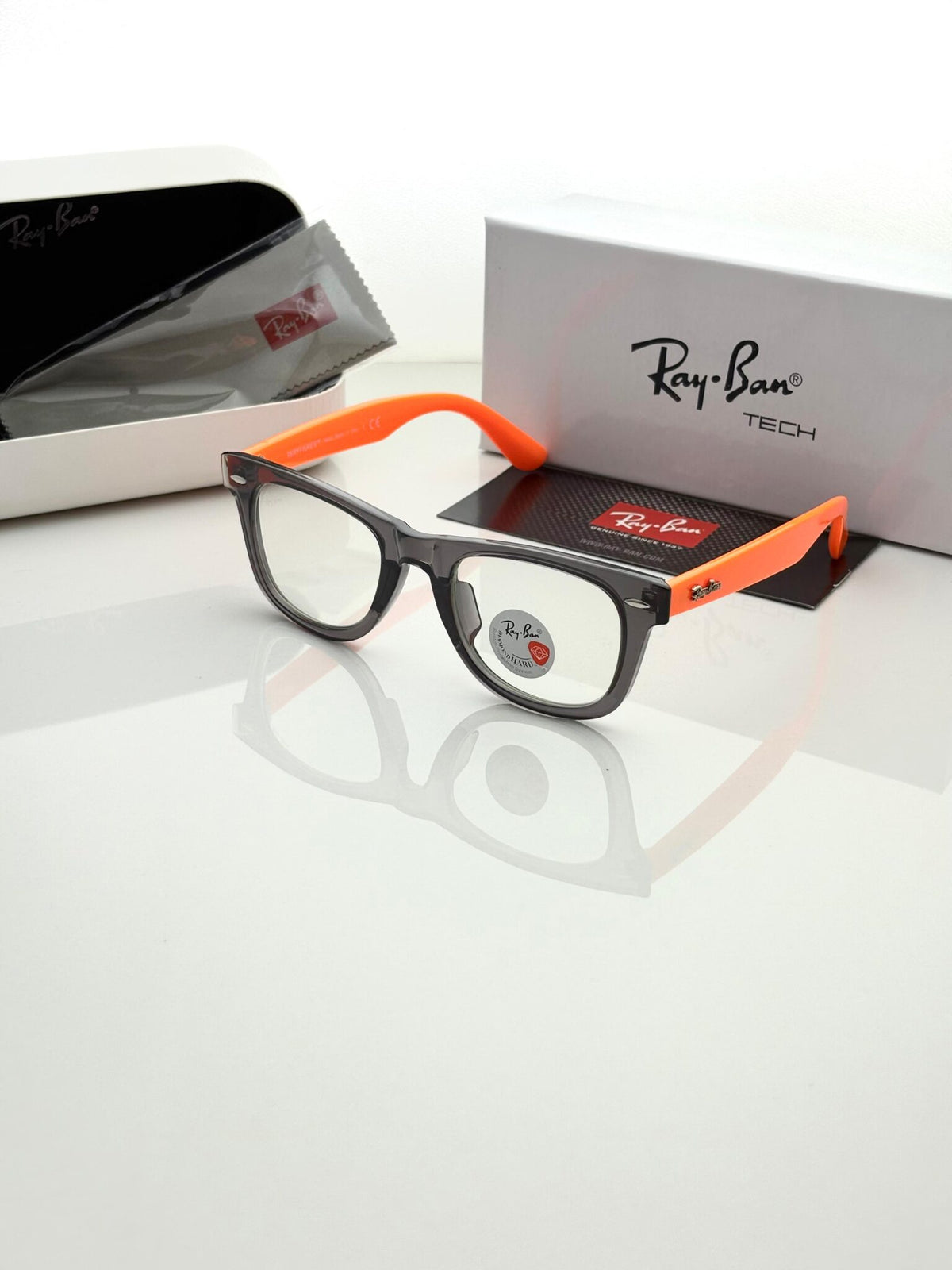 RAY BAN 2140 GREY DAY NIGHT