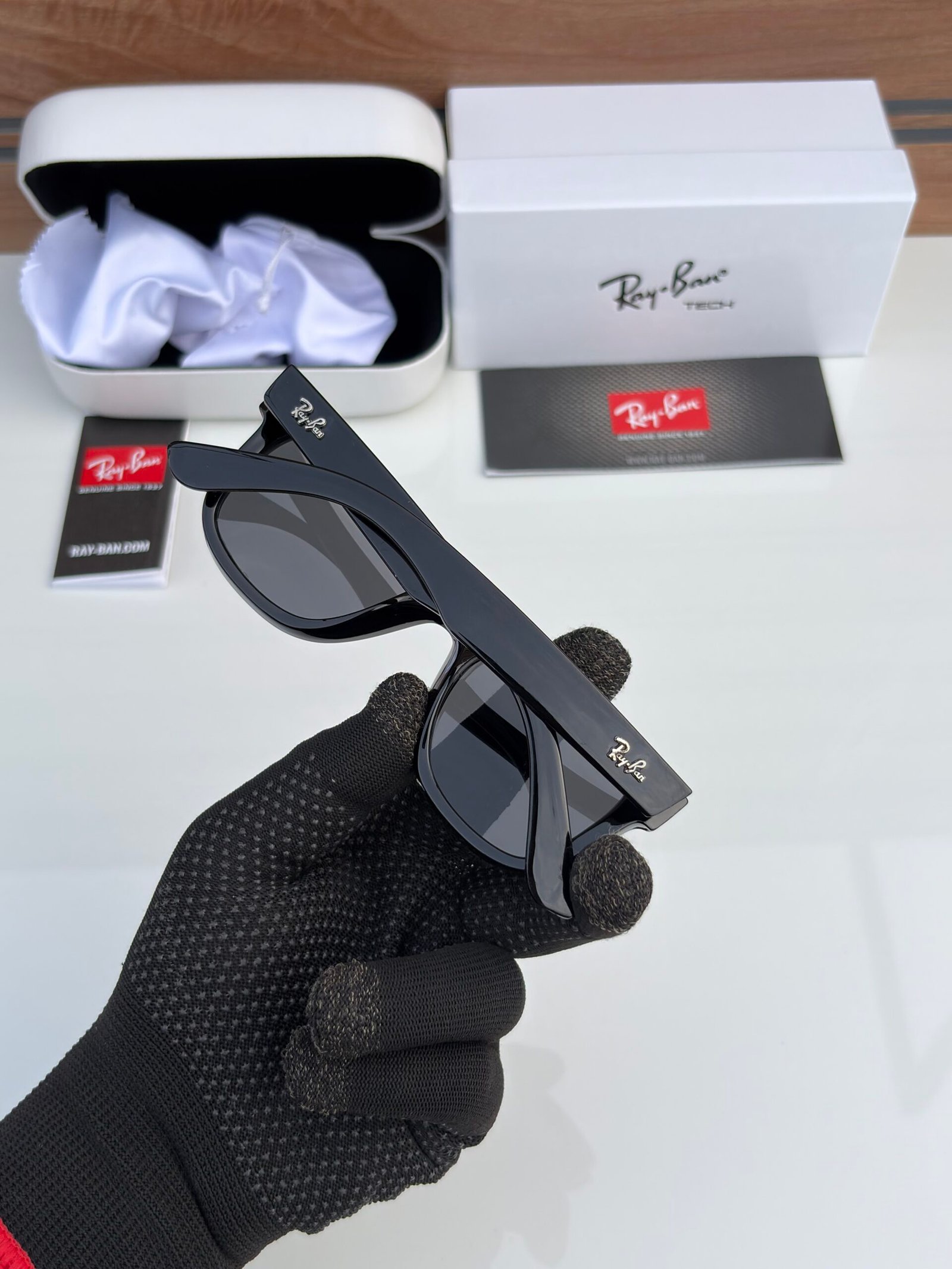 RAY BAN 0502 SHINING BLACK UV-400 SUNGLASSES - Image 6