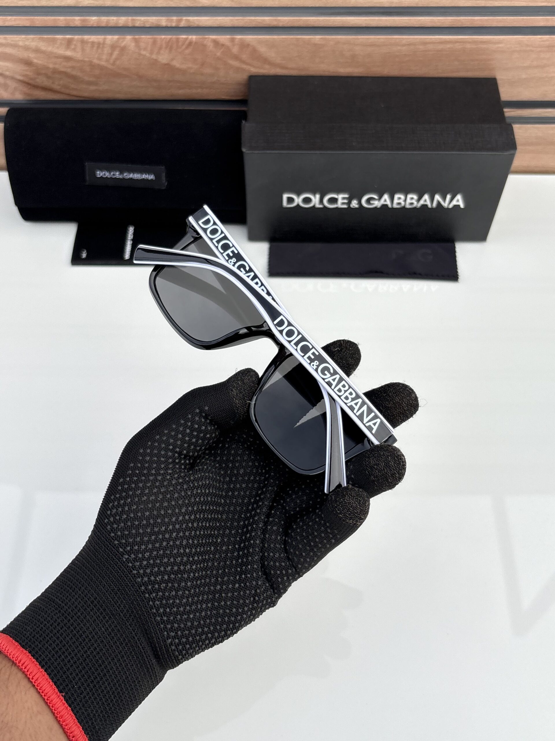 DOLCE & GABBANA 5101 BLACK UV-400 SUNGLASSES - Image 5
