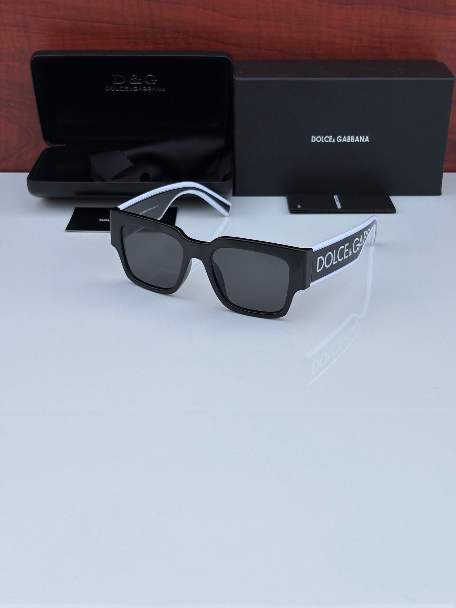 DOLCE & GABBANA BLACK UV-400 SUNGLASSES