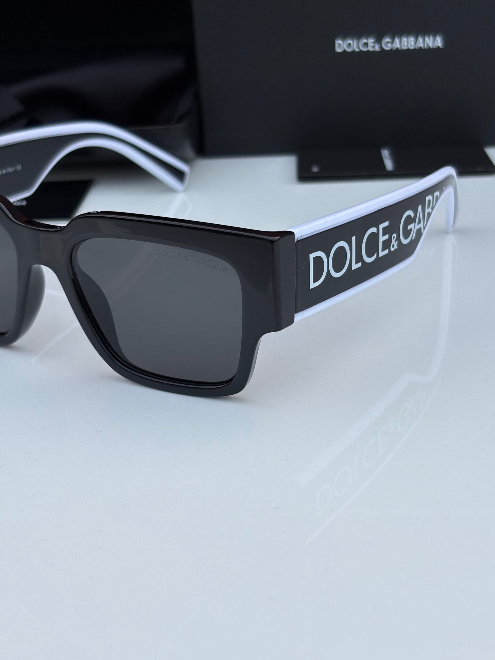 DOLCE & GABBANA BLACK UV-400 SUNGLASSES - Image 2