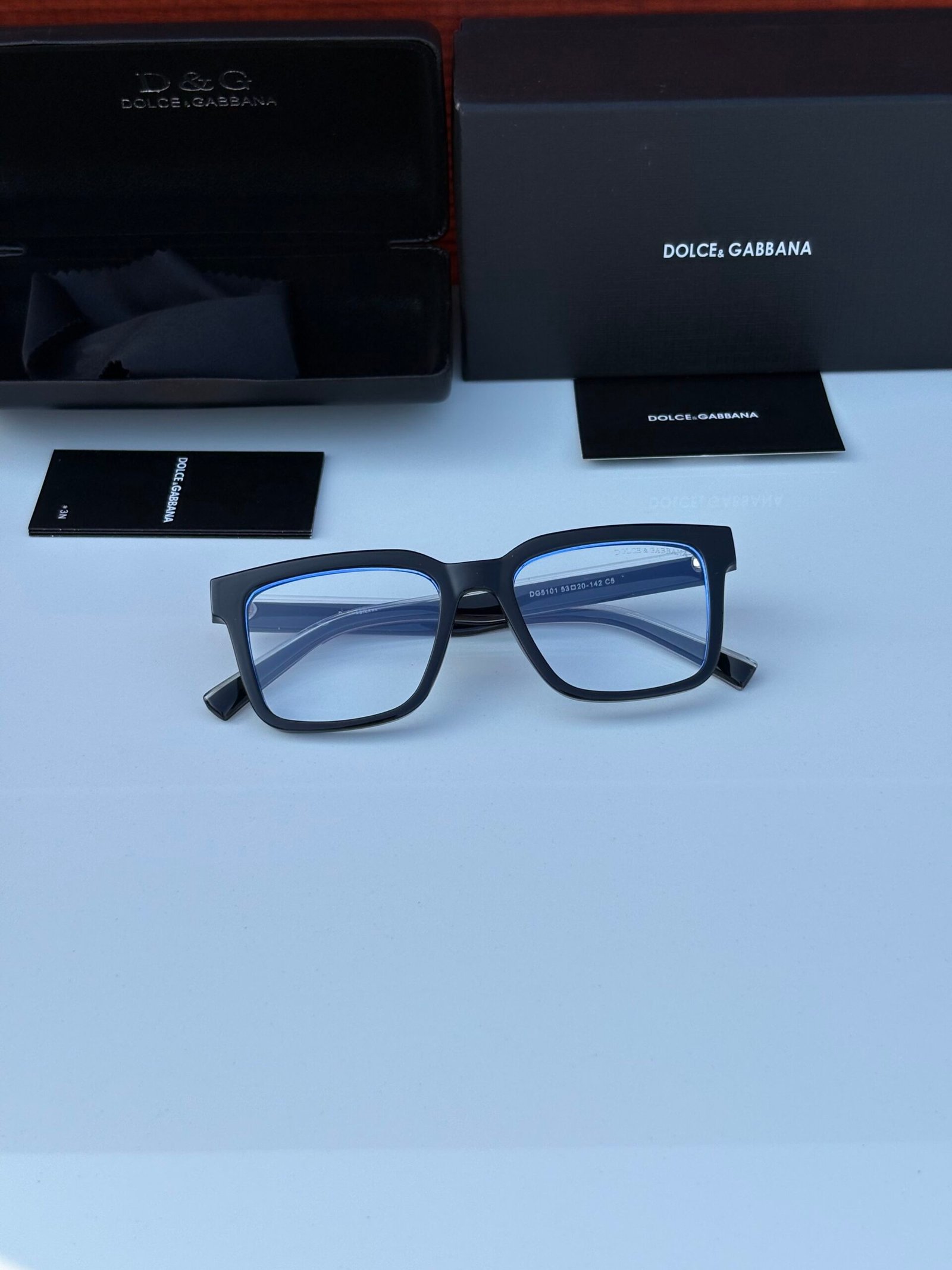 Dolce & Gabbana – Black & White - Image 6