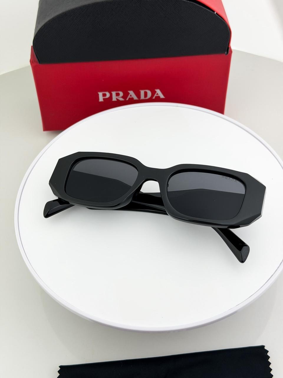 PRADA 1009 BLACK BLACK UV-400 SUNGLASSES - Image 5